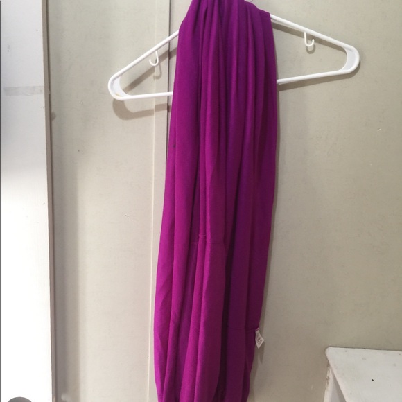 purple scarf - Picture 5 of 6
